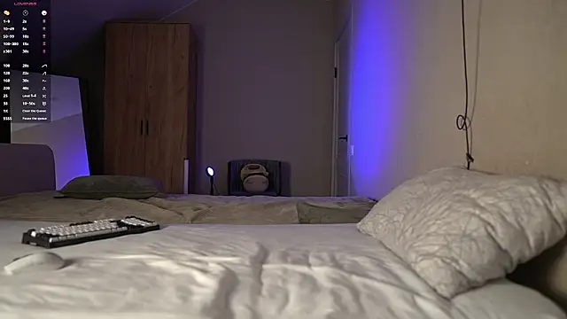 TaisonBrownX online show from March 18, 3:20 am