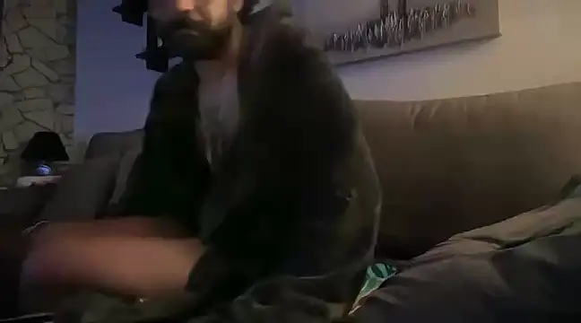 RoyalPharaoh online show from December 13, 1:15 am