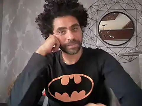 RoyalPharaoh online show from March 18, 9:01 am