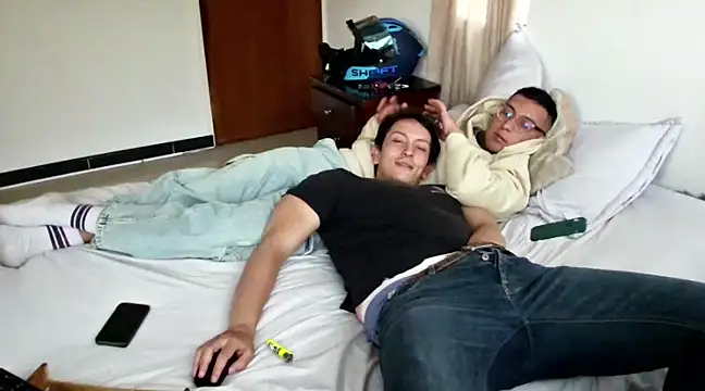 friendscummin online show from January 19, 10:39 pm