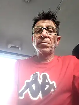 Snapshot of felice66 chatting on October 19, 1:36 pm felice66 online show from October 19, 1:36 pm