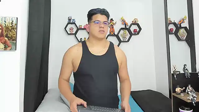 Snapshot of Siul_bigboy chatting on February 10, 7:49 pm Siul bigboy online show from February 10, 7:49 pm