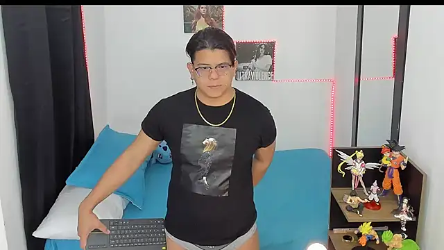 Snapshot of Siul_bigboy chatting on December 4, 1:20 pm Siul bigboy online show from December 4, 1:20 pm