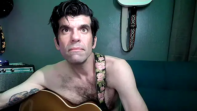 FlannelDong online show from November 13, 9:58 am