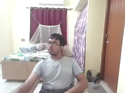 THE NAKED BOY online show from May 27, 3:03 am