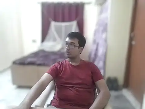 THE NAKED BOY online show from May 17, 4:42 am