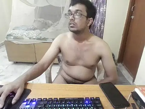 THE NAKED BOY online show from May 23, 6:30 am
