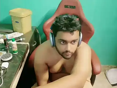 Snapshot of telugu_boy_ chatting on October 23, 12:47 am telugu boy online show from October 23, 12:47 am