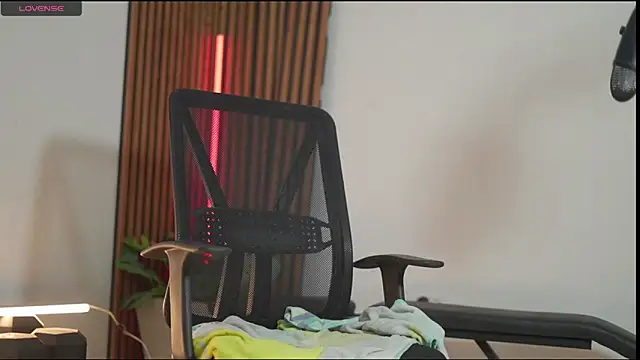 Deiv SW1 online show from March 17, 4:33 pm