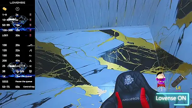 Snapshot of Kevin22_222 chatting on October 16, 6:43 am Kevin22 222 online show from October 16, 6:43 am