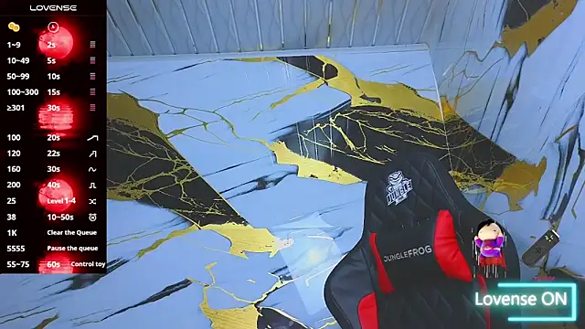 Snapshot of Kevin22_222 chatting on October 27, 8:05 am Kevin22 222 online show from October 27, 8:05 am