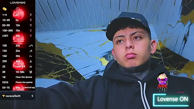 Snapshot of Kevin22_222 chatting on October 22, 7:12 am Kevin22 222 online show from October 22, 7:12 am