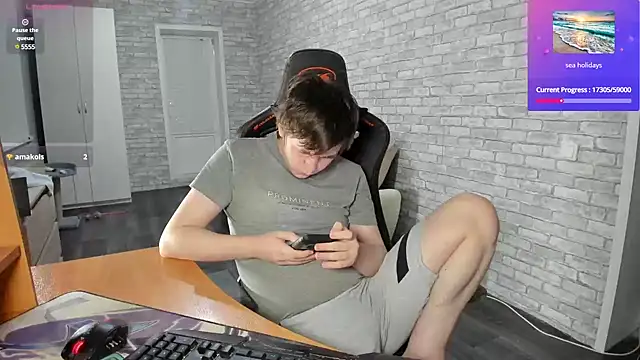 Snapshot of iliaskrislove chatting on January 21, 2:22 pm iliaskrislove online show from January 21, 2:22 pm