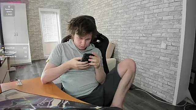 Snapshot of iliaskrislove chatting on March 3, 8:12 am iliaskrislove online show from March 3, 8:12 am