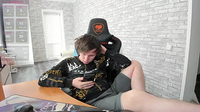 Snapshot of iliaskrislove chatting on March 11, 6:43 am iliaskrislove online show from March 11, 6:43 am