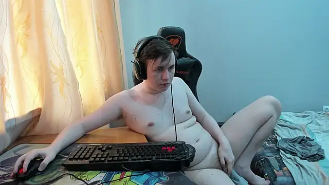 iliaskrislove online show from June 24, 3:42 am
