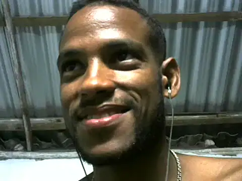 Snapshot of michel_sc chatting on September 21, 10:59 am michel sc online show from September 21, 10:59 am