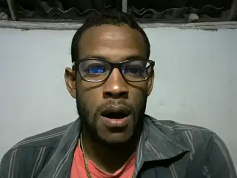 Snapshot of michel_sc chatting on December 25, 9:56 am michel sc online show from December 25, 9:56 am
