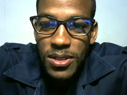 Snapshot of michel_sc chatting on February 6, 7:02 am michel sc online show from February 6, 7:02 am