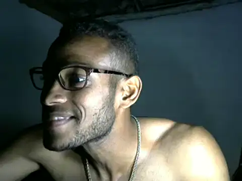 Snapshot of michel_sc chatting on March 2, 5:01 am michel sc online show from March 2, 5:01 am