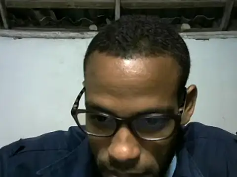 Snapshot of michel_sc chatting on December 31, 8:59 am michel sc online show from December 31, 8:59 am