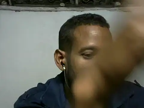 Snapshot of michel_sc chatting on March 17, 9:44 am michel sc online show from March 17, 9:44 am