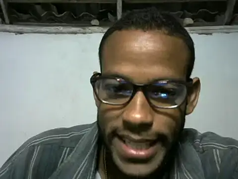 Snapshot of michel_sc chatting on January 2, 9:11 am michel sc online show from January 2, 9:11 am