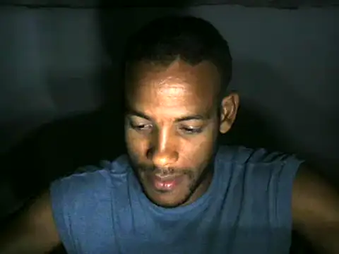 Snapshot of michel_sc chatting on October 17, 8:18 am michel sc online show from October 17, 8:18 am