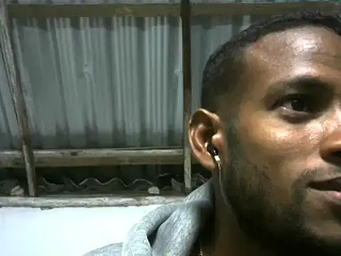 Snapshot of michel_sc chatting on October 11, 5:22 am michel sc online show from October 11, 5:22 am