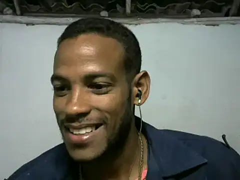Snapshot of michel_sc chatting on March 18, 9:56 am michel sc online show from March 18, 9:56 am