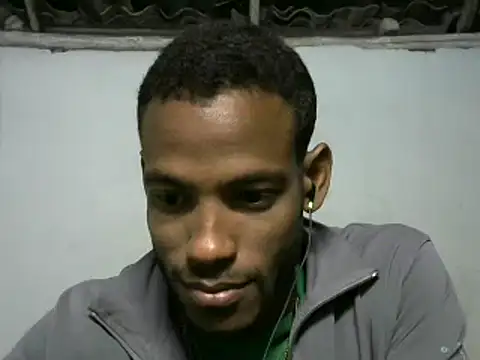 Snapshot of michel_sc chatting on March 22, 10:39 am michel sc online show from March 22, 10:39 am