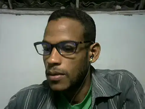Snapshot of michel_sc chatting on March 19, 5:19 am michel sc online show from March 19, 5:19 am
