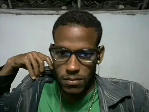 Snapshot of michel_sc chatting on March 21, 3:55 am michel sc online show from March 21, 3:55 am