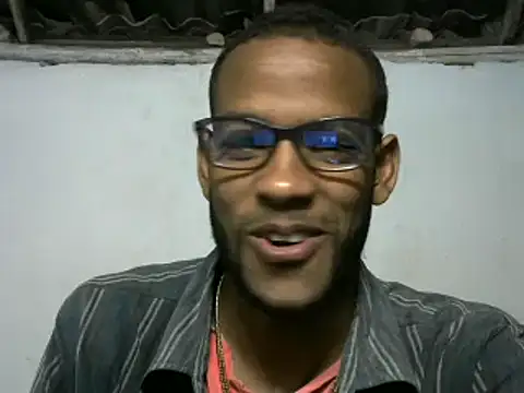 Snapshot of michel_sc chatting on December 26, 9:11 am michel sc online show from December 26, 9:11 am