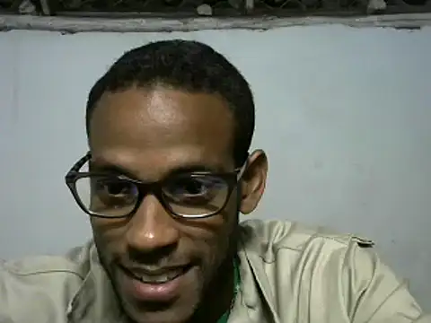 Snapshot of michel_sc chatting on January 17, 5:00 am michel sc online show from January 17, 5:00 am