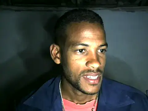 Snapshot of michel_sc chatting on March 16, 9:38 am michel sc online show from March 16, 9:38 am