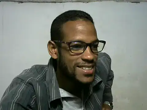Snapshot of michel_sc chatting on February 9, 10:20 am michel sc online show from February 9, 10:20 am