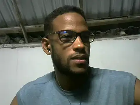 Snapshot of michel_sc chatting on October 22, 5:44 am michel sc online show from October 22, 5:44 am