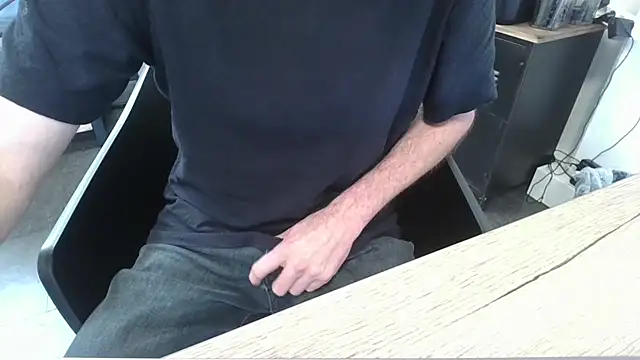 Michealtje85 online show from April 14, 2:05 pm