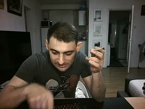 mihaimichael online show from May 1, 9:06 pm