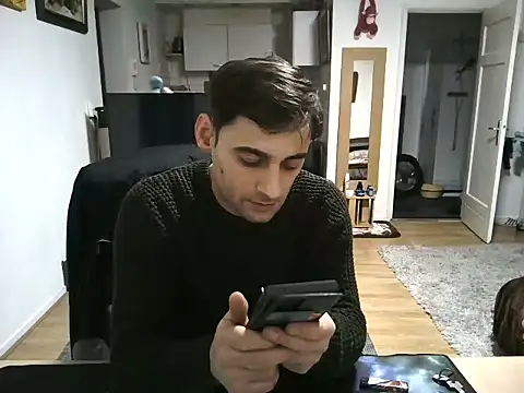 Snapshot of mihaimichael chatting on March 10, 8:23 pm mihaimichael online show from March 10, 8:23 pm