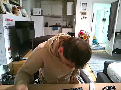 Snapshot of mihaimichael chatting on October 28, 12:29 pm mihaimichael online show from October 28, 12:29 pm