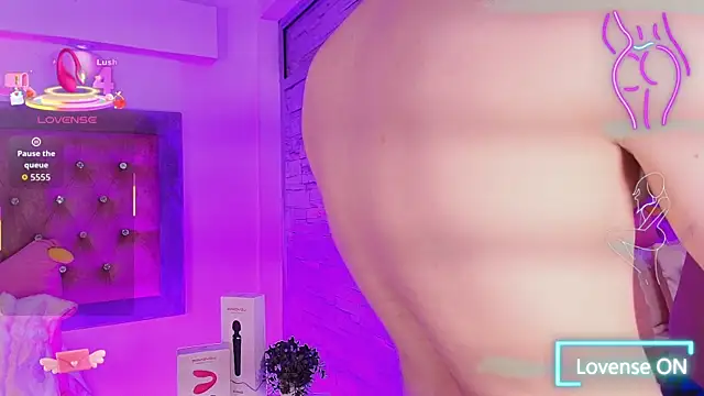 Tayzon Foxxx online show from October 17, 1:04 pm