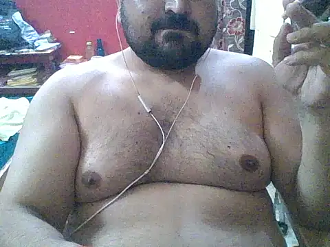 Snapshot of ARYANAVAILABLE chatting on September 17, 10:11 pm ARYANAVAILABLE online show from September 17, 10:11 pm