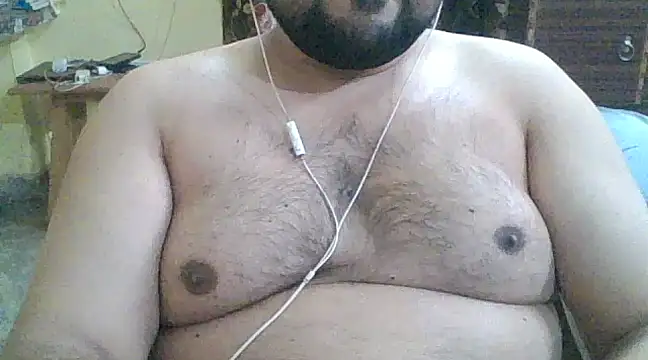 Snapshot of ARYANAVAILABLE chatting on February 13, 9:39 pm ARYANAVAILABLE online show from February 13, 9:39 pm