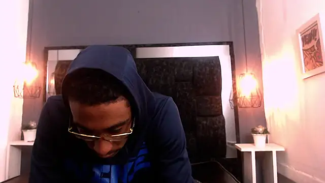 Snapshot of Jose_Smoke chatting on March 14, 1:48 am Jose Smoke online show from March 14, 1:48 am