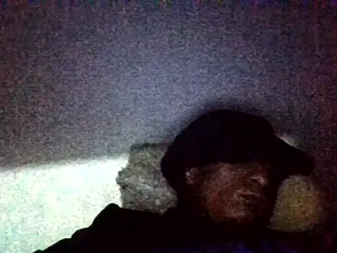 Snapshot of Jose_Smoke chatting on October 18, 4:28 am Jose Smoke online show from October 18, 4:28 am