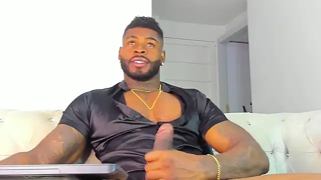 Makonneen online show from October 18, 11:09 pm