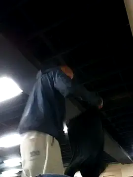 freakzmexx online show from November 28, 4:15 am