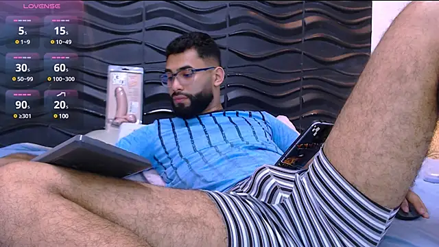 Snapshot of MattewRey chatting on January 15, 9:30 pm MattewRey online show from January 15, 9:30 pm